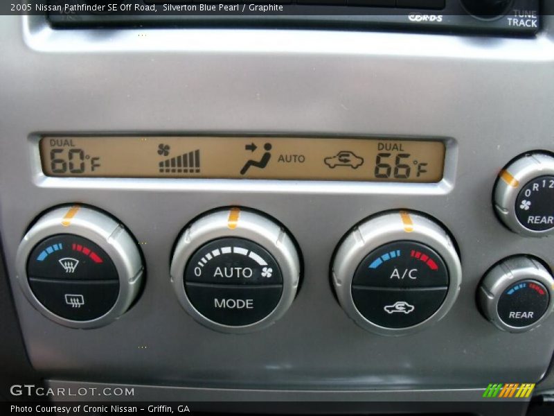 Silverton Blue Pearl / Graphite 2005 Nissan Pathfinder SE Off Road