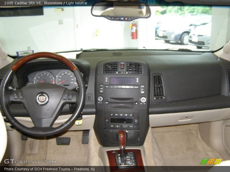 Moonstone / Light Neutral 2005 Cadillac SRX V6