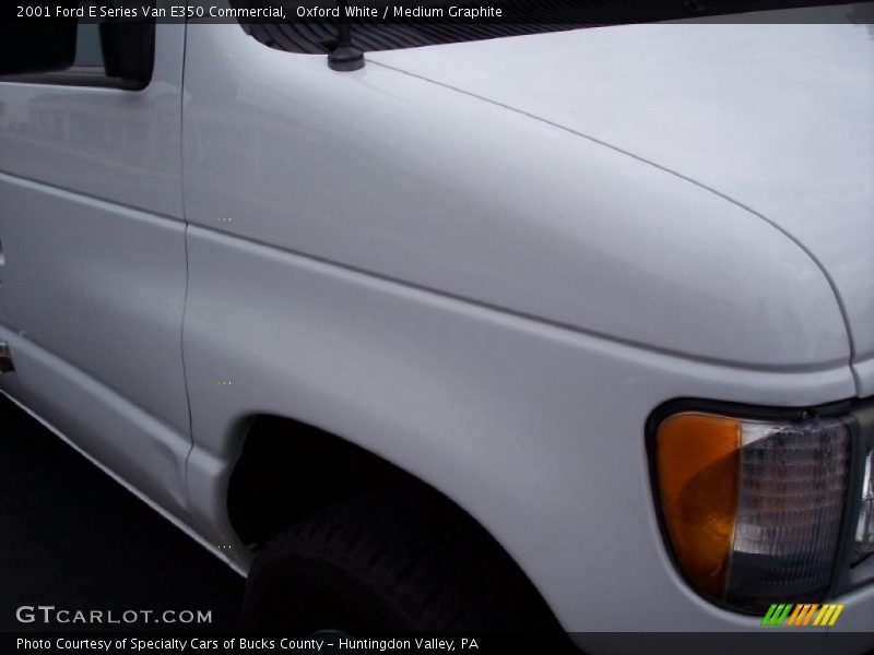 Oxford White / Medium Graphite 2001 Ford E Series Van E350 Commercial