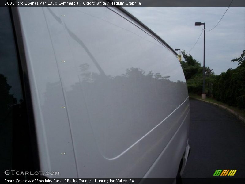 Oxford White / Medium Graphite 2001 Ford E Series Van E350 Commercial