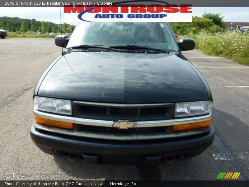 Onyx Black / Graphite 2000 Chevrolet S10 LS Regular Cab
