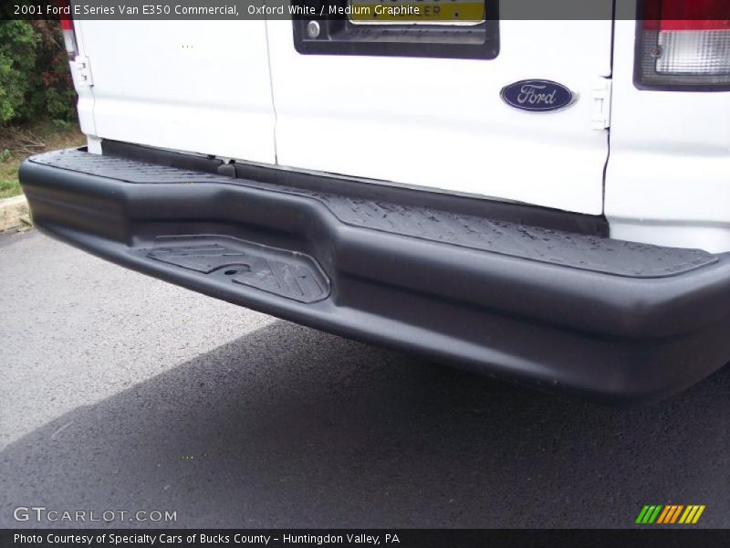 Oxford White / Medium Graphite 2001 Ford E Series Van E350 Commercial
