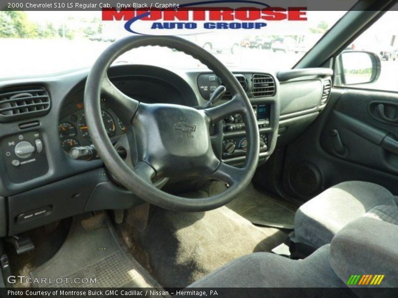 Onyx Black / Graphite 2000 Chevrolet S10 LS Regular Cab
