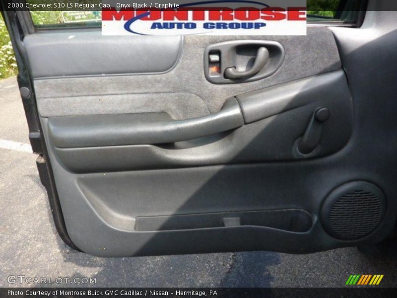 Onyx Black / Graphite 2000 Chevrolet S10 LS Regular Cab