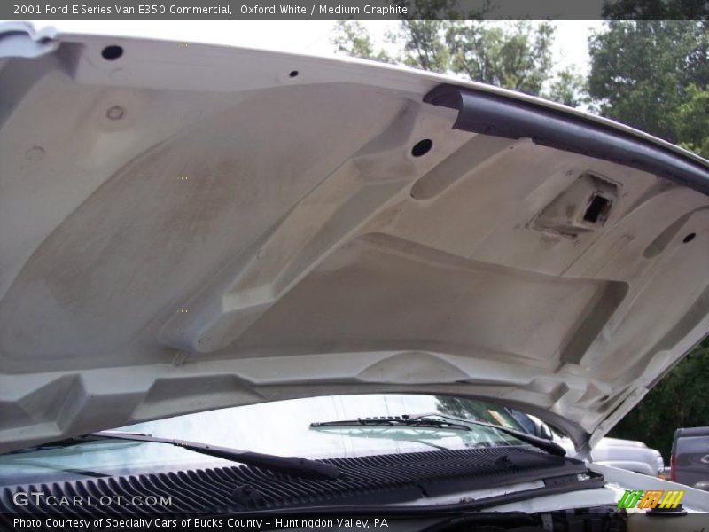 Oxford White / Medium Graphite 2001 Ford E Series Van E350 Commercial