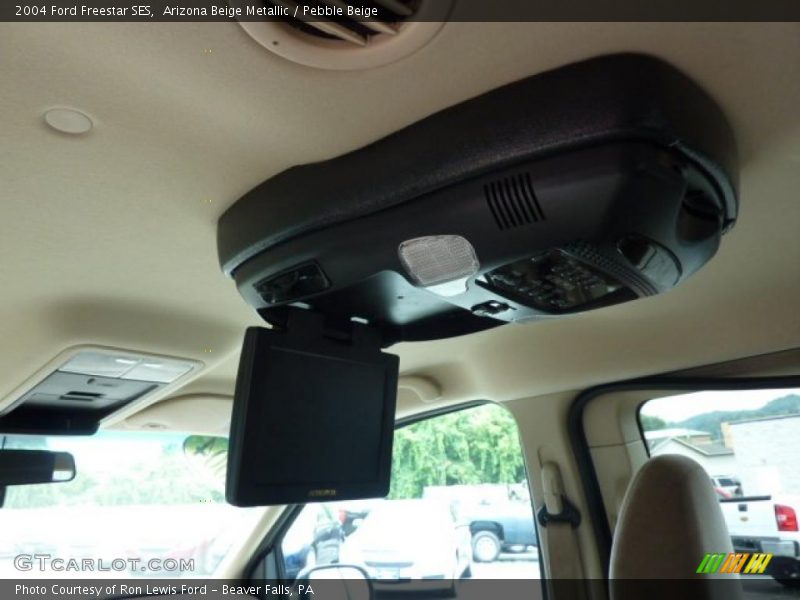 Arizona Beige Metallic / Pebble Beige 2004 Ford Freestar SES