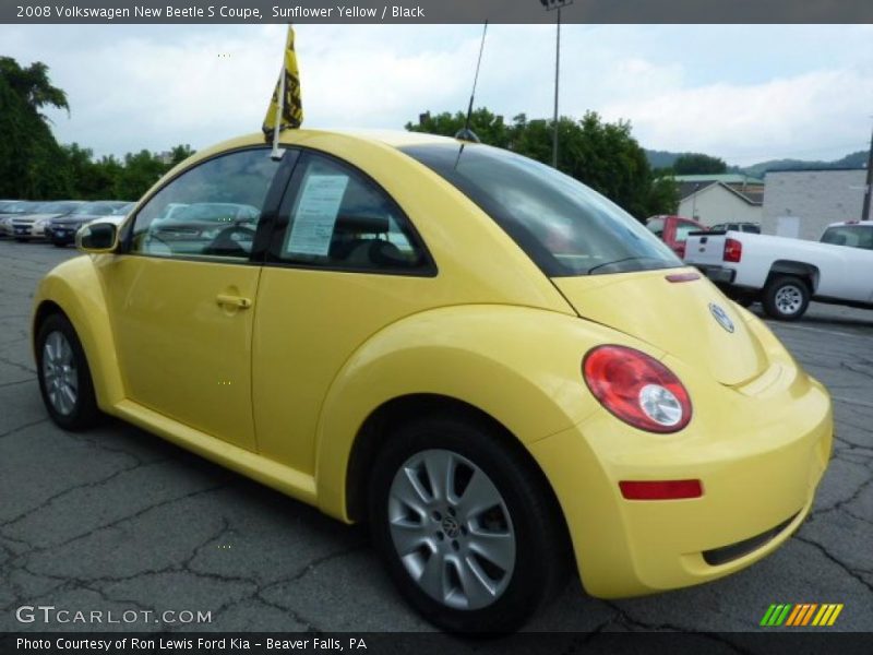 Sunflower Yellow / Black 2008 Volkswagen New Beetle S Coupe