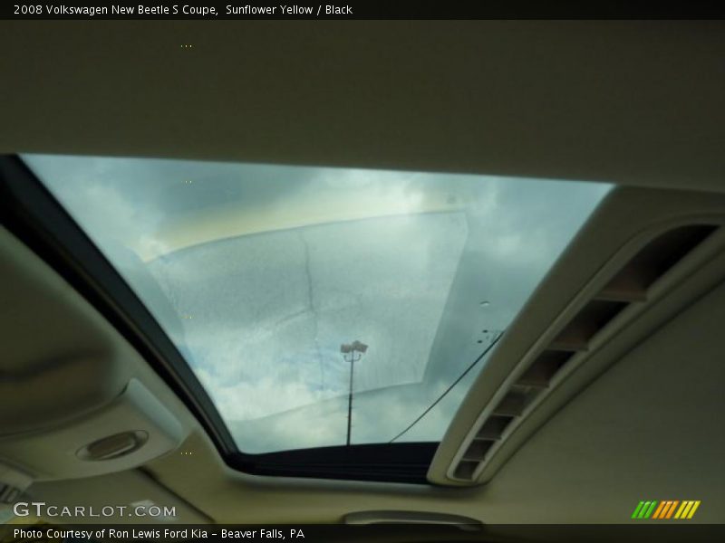 Sunflower Yellow / Black 2008 Volkswagen New Beetle S Coupe