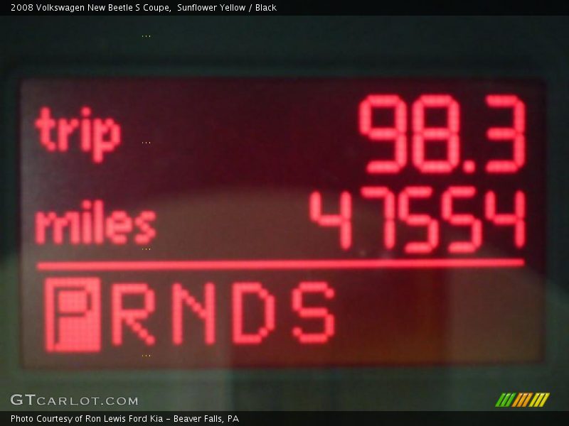 Sunflower Yellow / Black 2008 Volkswagen New Beetle S Coupe