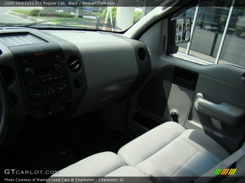 Black / Medium/Dark Flint 2006 Ford F150 STX Regular Cab
