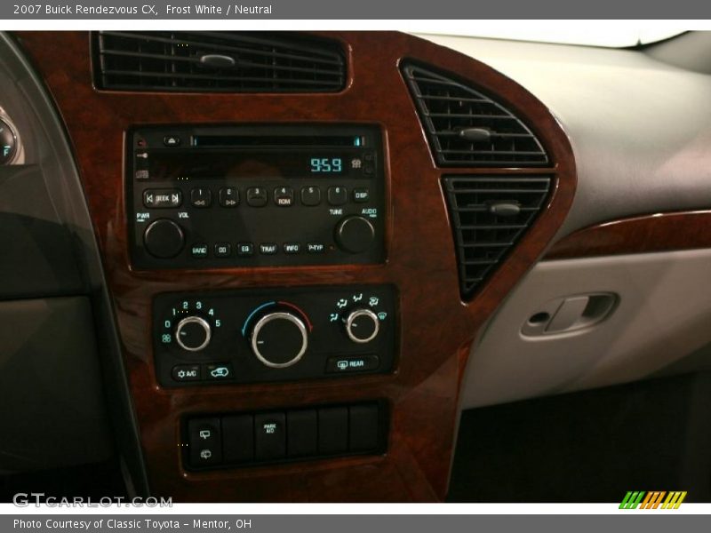 Frost White / Neutral 2007 Buick Rendezvous CX