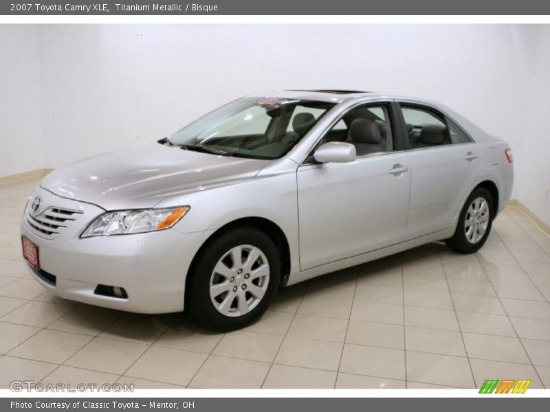 Titanium Metallic / Bisque 2007 Toyota Camry XLE
