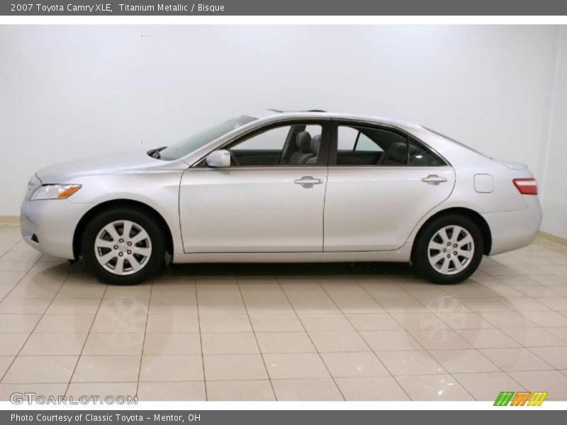 Titanium Metallic / Bisque 2007 Toyota Camry XLE