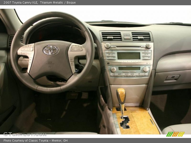 Titanium Metallic / Bisque 2007 Toyota Camry XLE