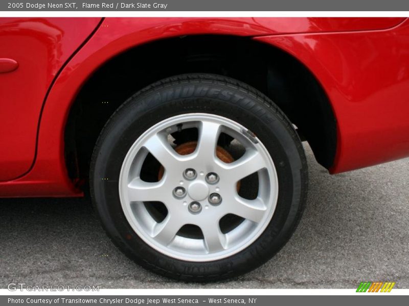 Flame Red / Dark Slate Gray 2005 Dodge Neon SXT