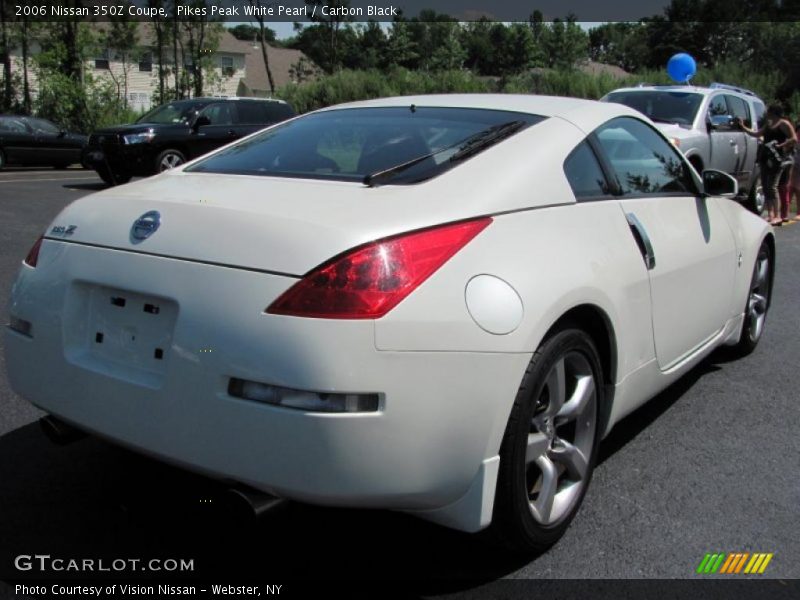 Pikes Peak White Pearl / Carbon Black 2006 Nissan 350Z Coupe