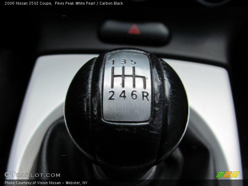 Pikes Peak White Pearl / Carbon Black 2006 Nissan 350Z Coupe