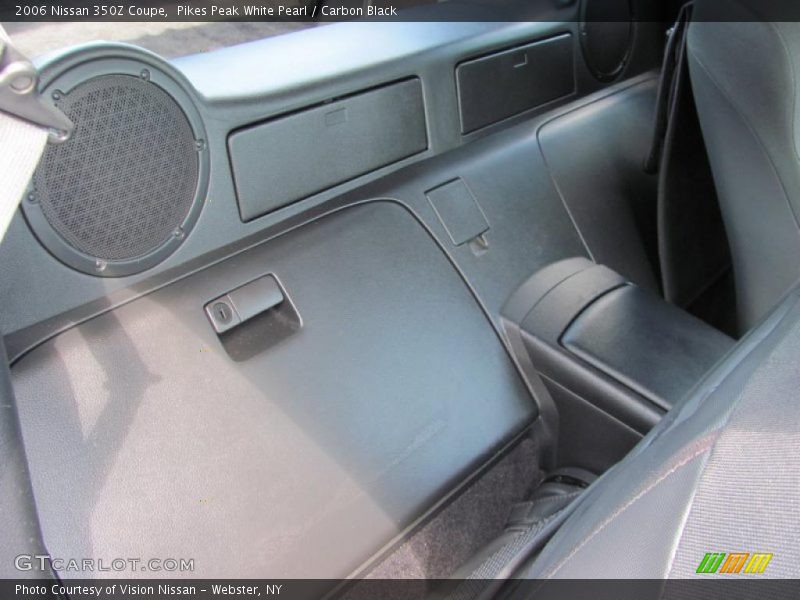 Pikes Peak White Pearl / Carbon Black 2006 Nissan 350Z Coupe