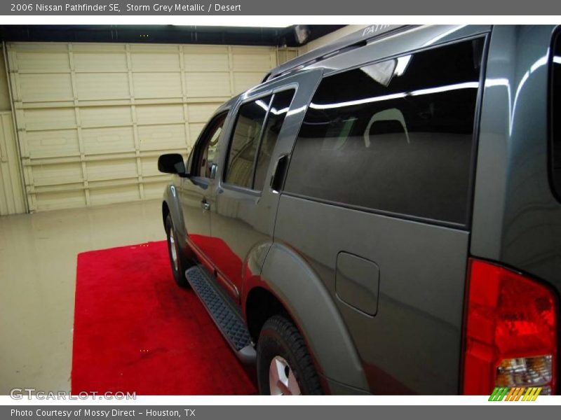 Storm Grey Metallic / Desert 2006 Nissan Pathfinder SE