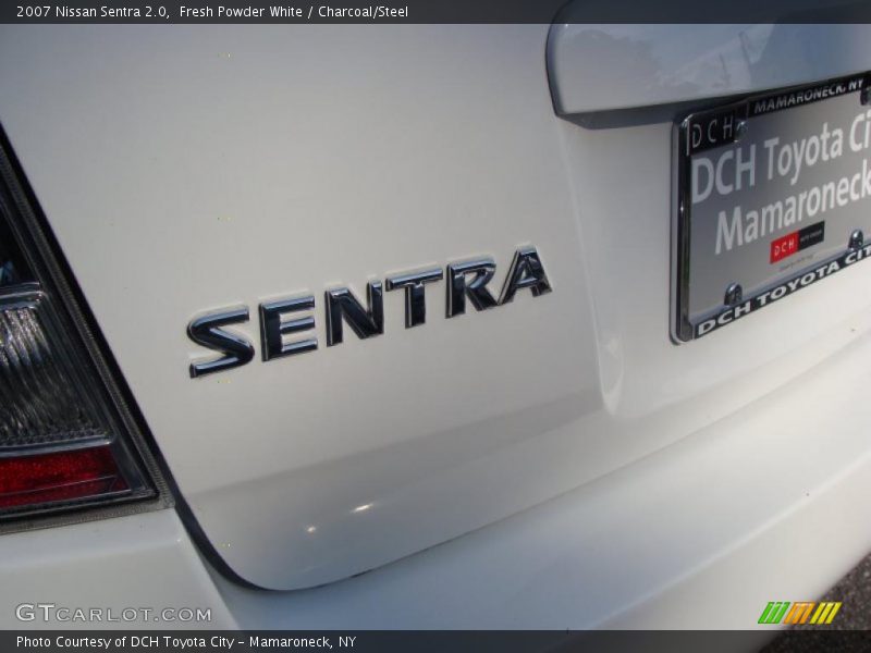 Fresh Powder White / Charcoal/Steel 2007 Nissan Sentra 2.0