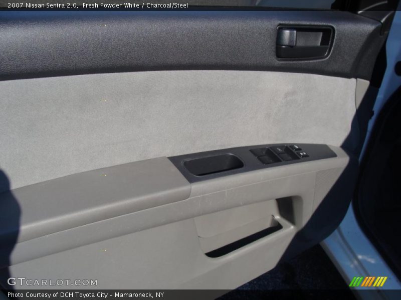 Fresh Powder White / Charcoal/Steel 2007 Nissan Sentra 2.0