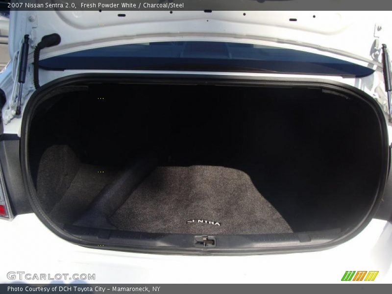 Fresh Powder White / Charcoal/Steel 2007 Nissan Sentra 2.0