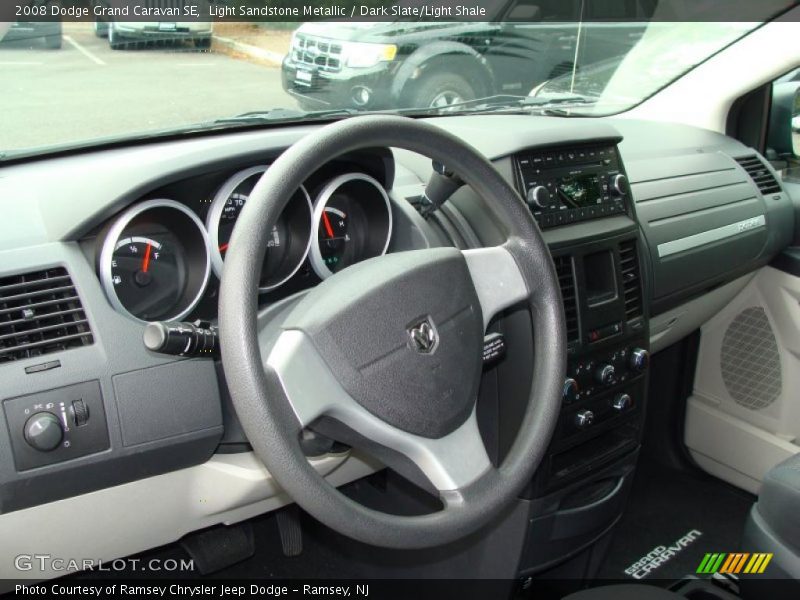 Light Sandstone Metallic / Dark Slate/Light Shale 2008 Dodge Grand Caravan SE