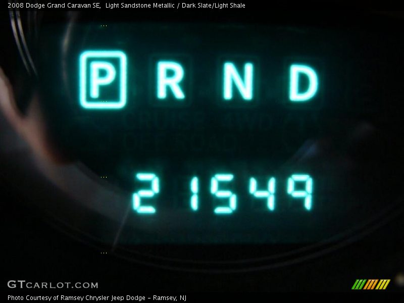 Light Sandstone Metallic / Dark Slate/Light Shale 2008 Dodge Grand Caravan SE