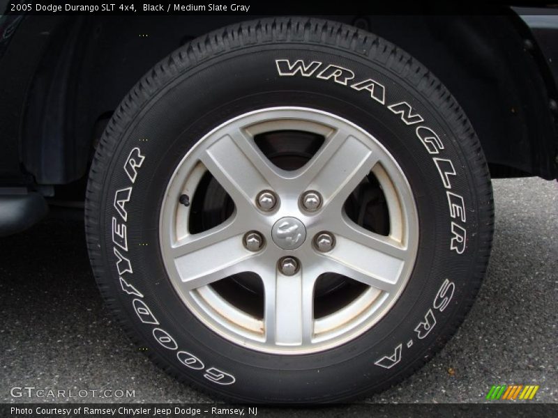 Black / Medium Slate Gray 2005 Dodge Durango SLT 4x4