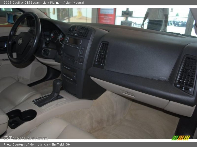 Light Platinum / Light Neutral 2005 Cadillac CTS Sedan