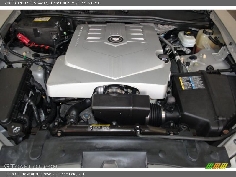Light Platinum / Light Neutral 2005 Cadillac CTS Sedan