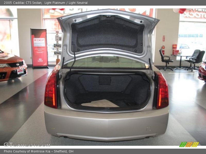 Light Platinum / Light Neutral 2005 Cadillac CTS Sedan