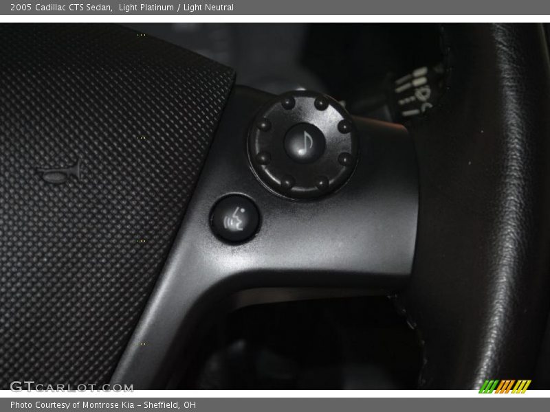 Light Platinum / Light Neutral 2005 Cadillac CTS Sedan