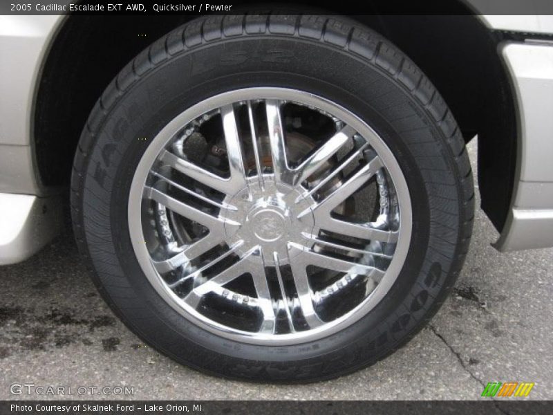 Quicksilver / Pewter 2005 Cadillac Escalade EXT AWD