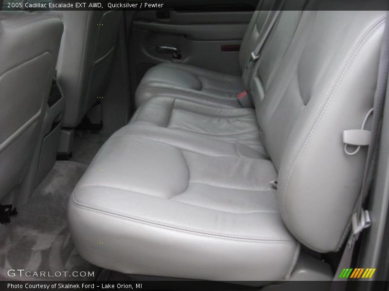 Quicksilver / Pewter 2005 Cadillac Escalade EXT AWD