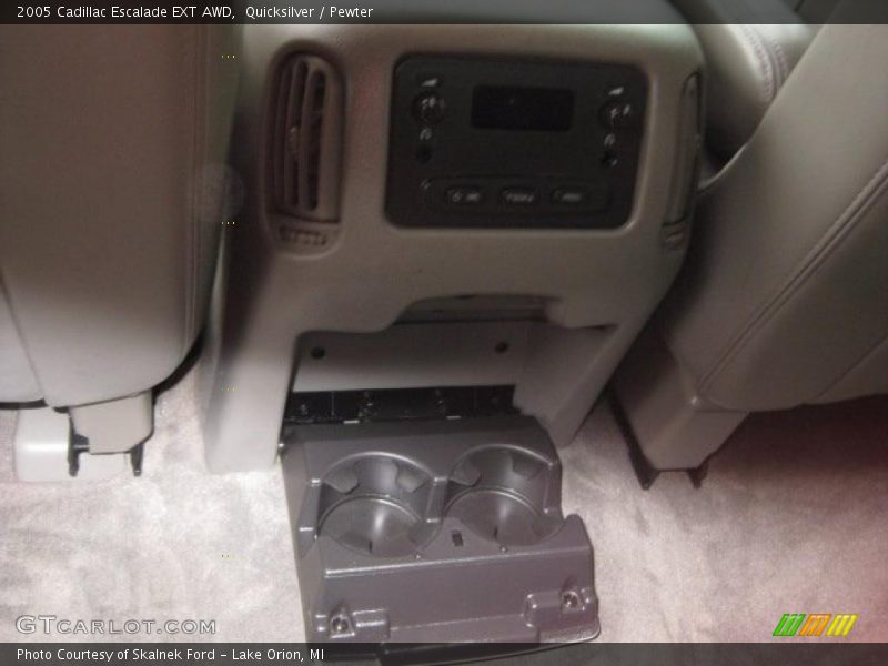 Quicksilver / Pewter 2005 Cadillac Escalade EXT AWD
