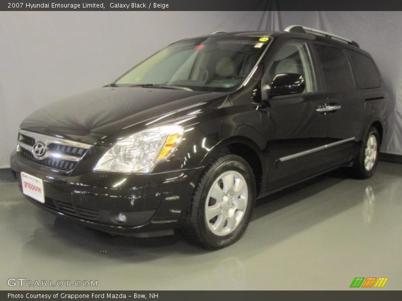 Galaxy Black / Beige 2007 Hyundai Entourage Limited