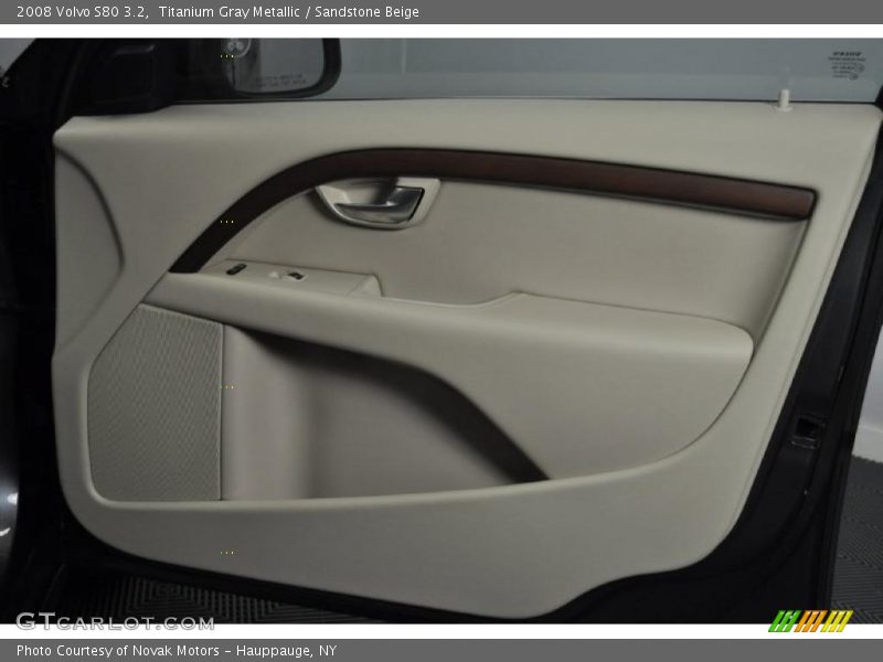 Titanium Gray Metallic / Sandstone Beige 2008 Volvo S80 3.2