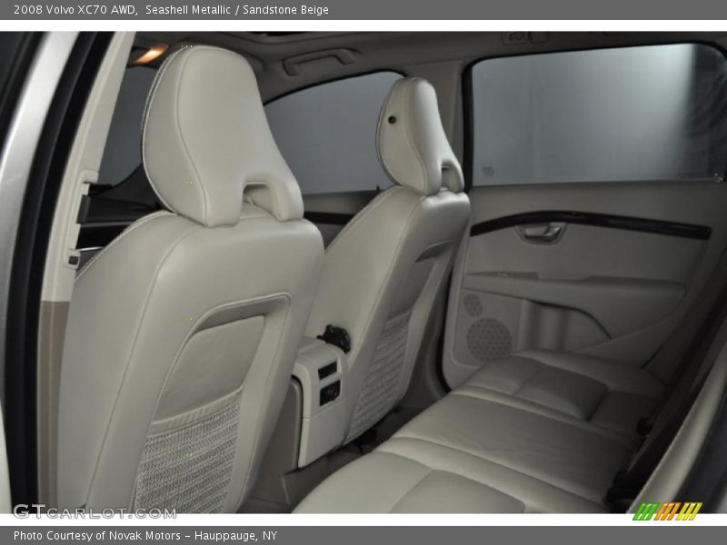 Seashell Metallic / Sandstone Beige 2008 Volvo XC70 AWD