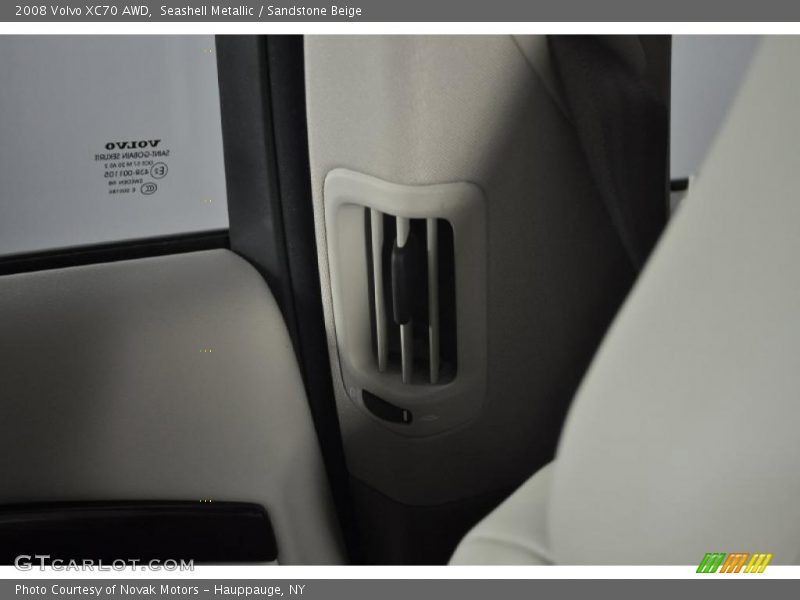 Seashell Metallic / Sandstone Beige 2008 Volvo XC70 AWD