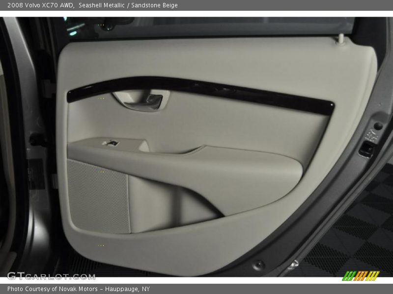 Seashell Metallic / Sandstone Beige 2008 Volvo XC70 AWD