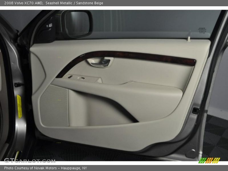 Seashell Metallic / Sandstone Beige 2008 Volvo XC70 AWD
