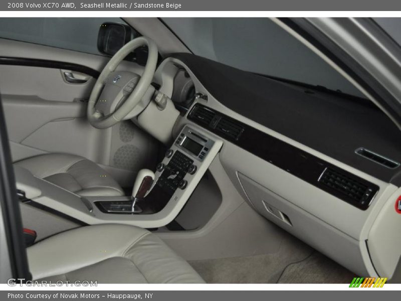 Seashell Metallic / Sandstone Beige 2008 Volvo XC70 AWD