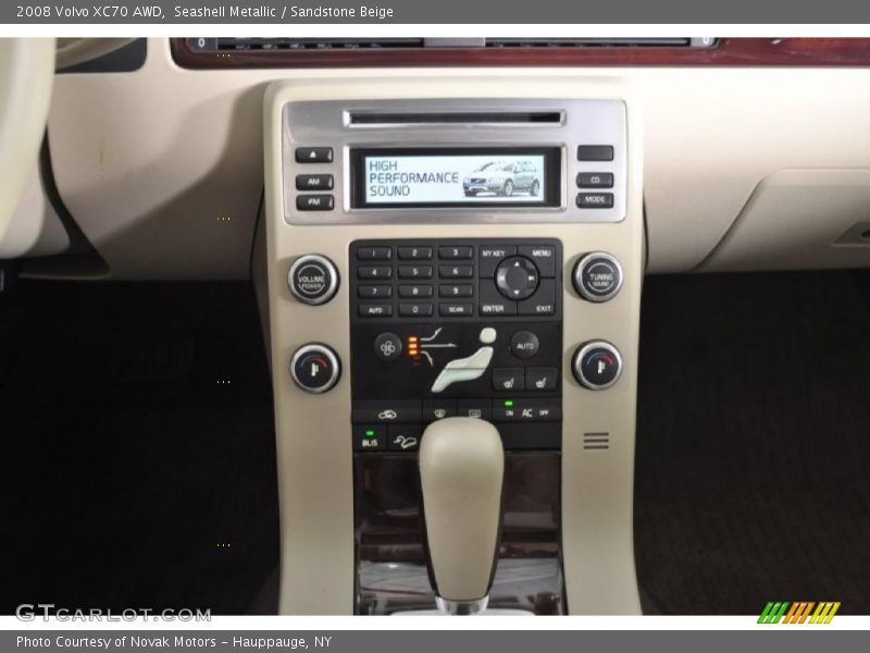 Seashell Metallic / Sandstone Beige 2008 Volvo XC70 AWD