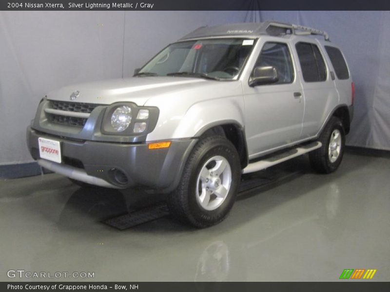 Silver Lightning Metallic / Gray 2004 Nissan Xterra