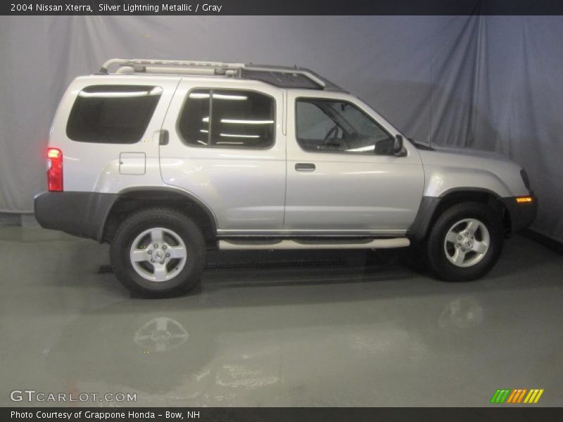 Silver Lightning Metallic / Gray 2004 Nissan Xterra