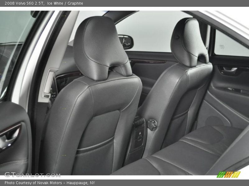 Ice White / Graphite 2008 Volvo S60 2.5T