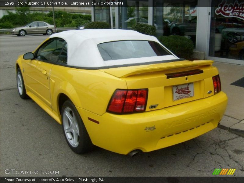Chrome Yellow / Oxford White 1999 Ford Mustang GT Convertible