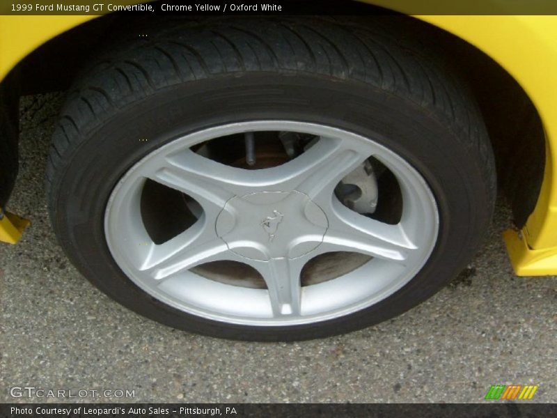 Chrome Yellow / Oxford White 1999 Ford Mustang GT Convertible