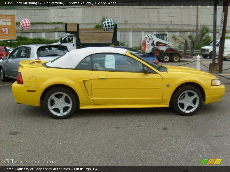 Chrome Yellow / Oxford White 1999 Ford Mustang GT Convertible